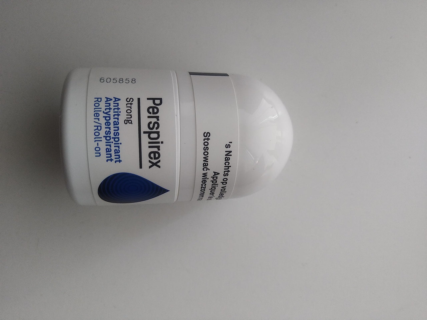 Etiaxil Strong Antiperspirant Roll-on 15 ml./0.5 fl.oz.