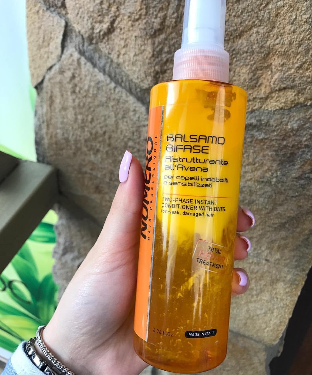 Brelil Numero Instant Two-Phase Oatmeal Hair Conditioner 200 ml./6.7 fl.oz.