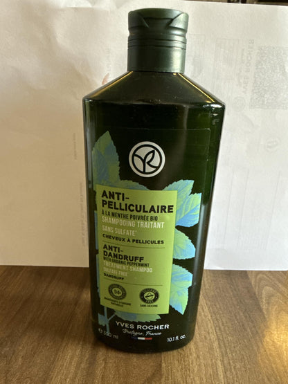 Yves Rocher Anti-Dandruff Treatment Shampoo, 300 ml./10.1 fl.oz.